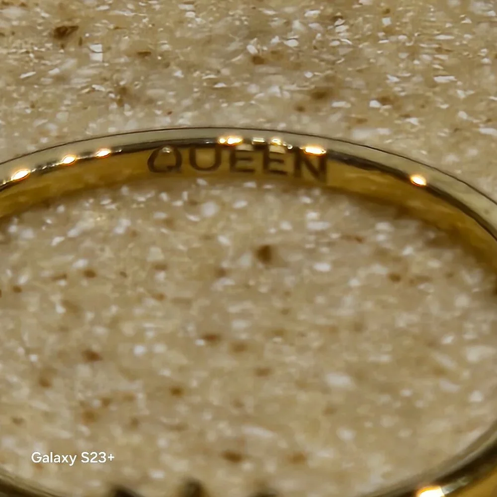 RARE MONICA RICH KOSANN BRIDGERTON QUEEN TIARA STACKING POESY DIAMOND 18K RING